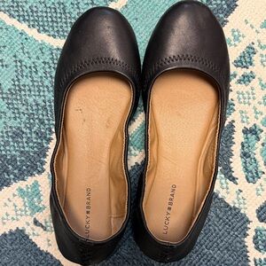 Super soft Lucky Brand Women's Classic Black Loafers like new